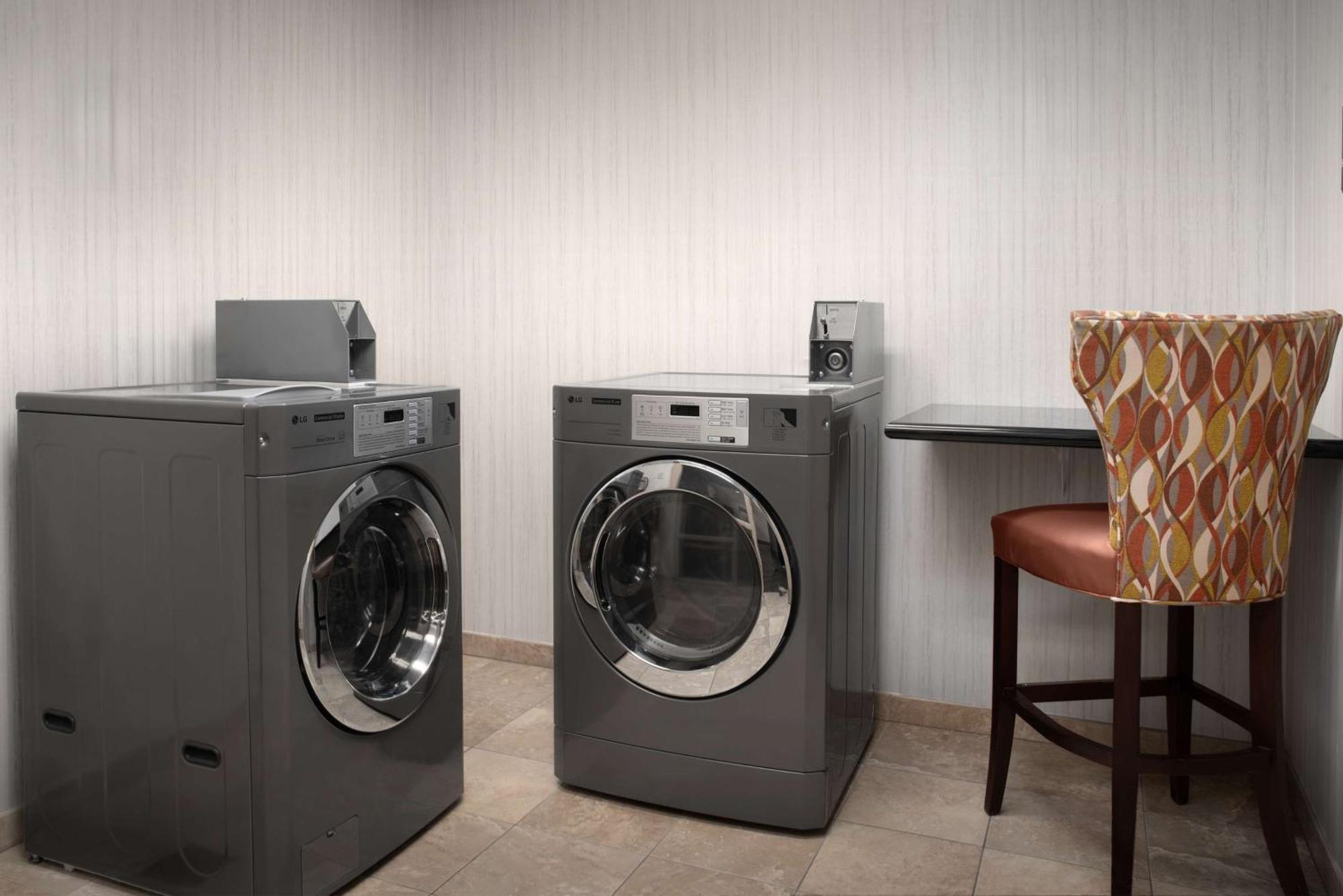 Hampton Inn & Suites-Knoxville/North I-75 Bagian luar foto